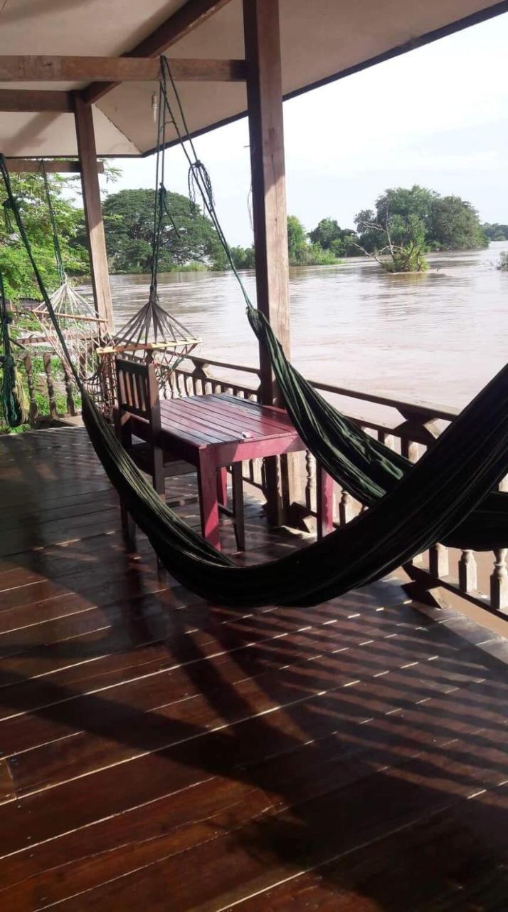 Отель Riverside Bungalow Дон Дет Экстерьер фото